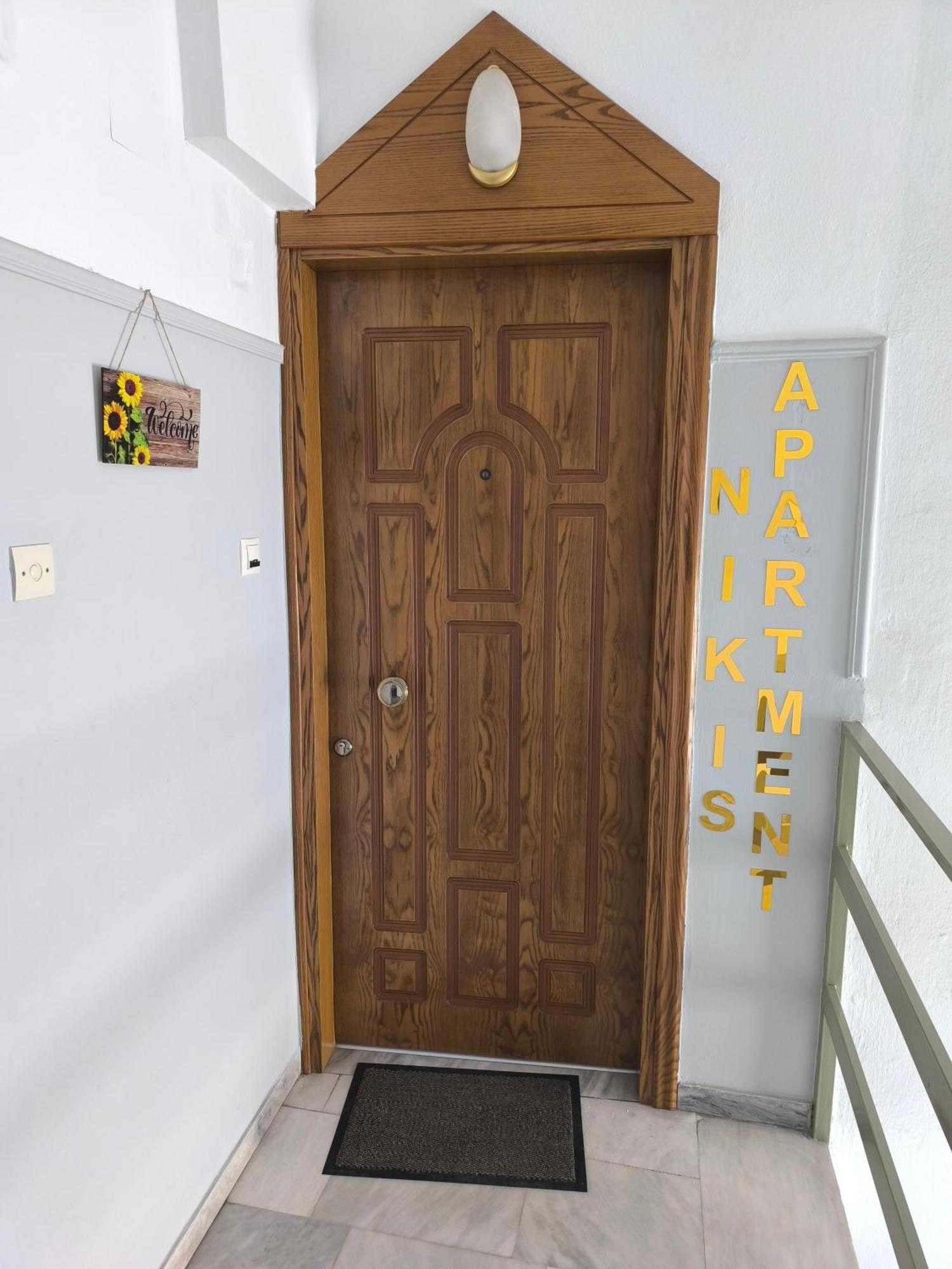 Nikis Apartment 拉里萨 外观 照片